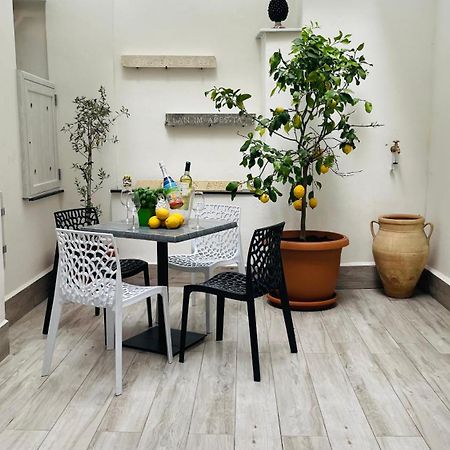 Casa Vacanze Donna Sidora Palermo Buitenkant foto