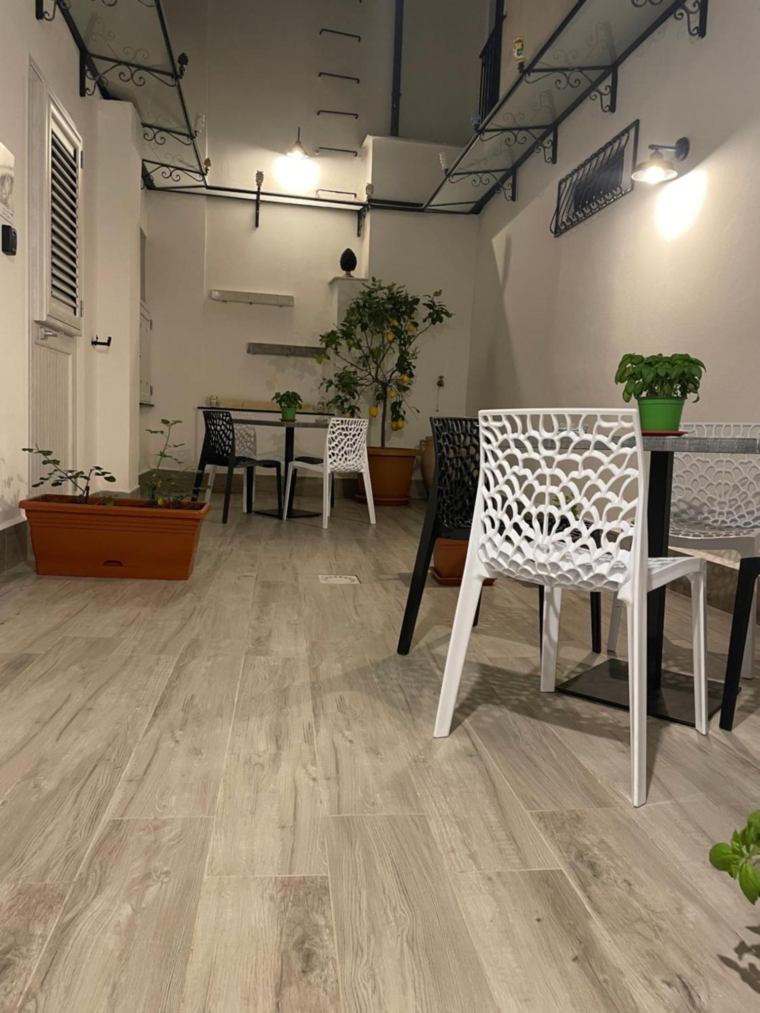 Casa Vacanze Donna Sidora Palermo Buitenkant foto